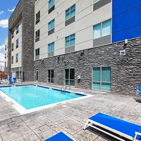 Holiday Inn Express & Suites - Denton - Sanger, An Ihg Hotel Dış mekan fotoğraf